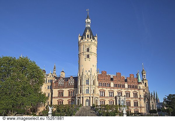 geography / travel  Germany  Mecklenburg-Western Pomerania  Schwerin  Schlossinsel (isle)  Schwerin palace