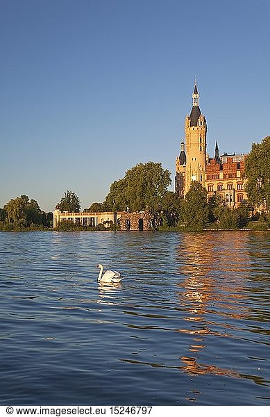geography / travel  Germany  Mecklenburg-Western Pomerania  Schwerin  Schwerin Castle  Schweriner See