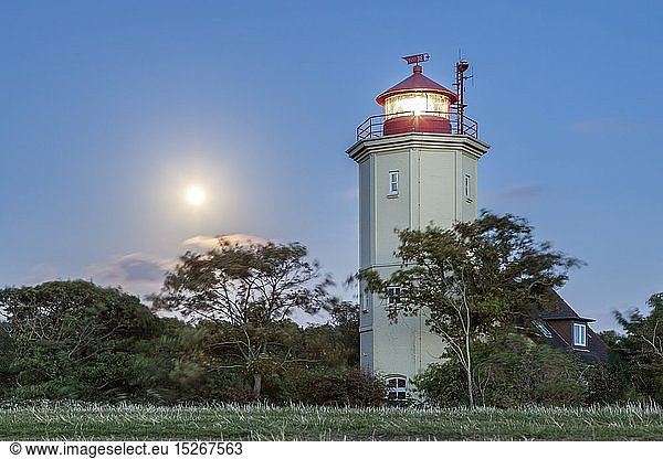 geography / travel  Germany  Schleswig-Holstein  isle Fehmarn  lighthouse Westermarkelsdorf with moon