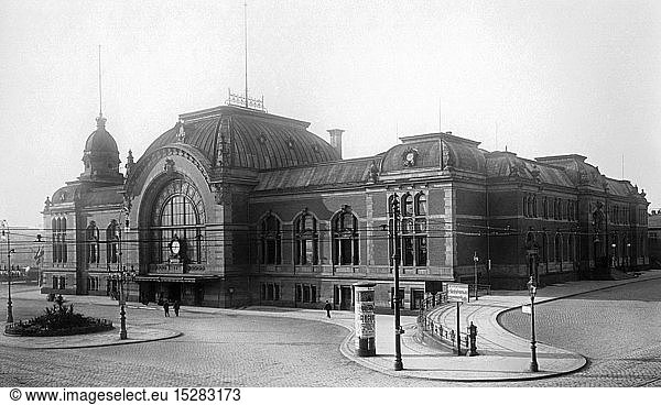 geography / travel  Germany  Schleswig-Holstein  Kiel  railway station  image from: 'Kiel  the most beautiful buildings  monuments and views etc.'  published by ' Neue Photogr. Gesellschaft AG ' (New photographic company)  Berlin / Steglitz  1906.