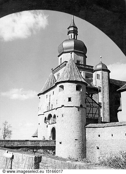 geography / travel  Germany  Wuerzburg  castles  fortress Marienburg  exterior view  Scherbergtor  west side  1950s