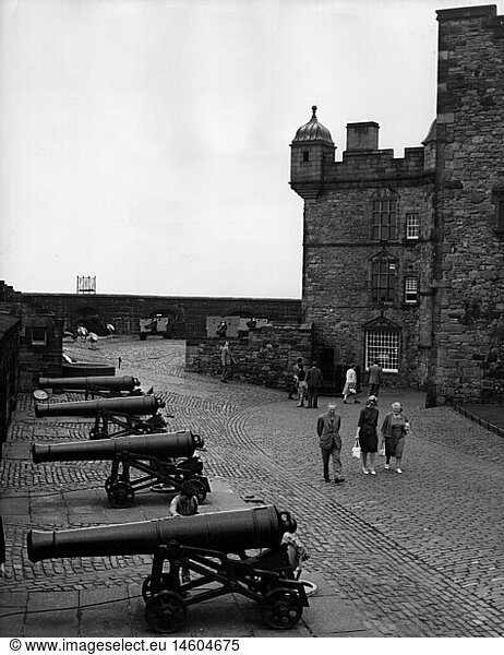 geography / travel  Great Britain  Edinburgh  castles  Edinburgh Castle  exterior view  1960s  60s  20th century  historic  historical  Europe  Western Europe  Scotland  palace  palaces  castle  castles  building  buildings  cannon  cannons  visitor  visitors  museum  museums  people