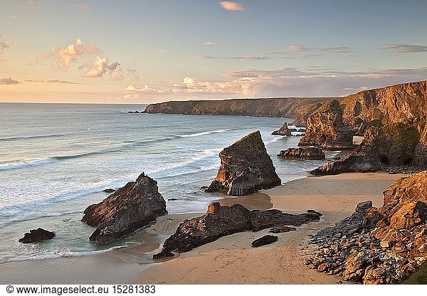 geography / travel  Great Britain  England  Bedruthan Steps