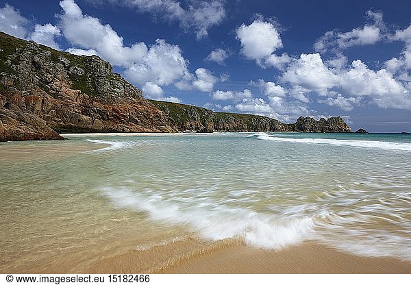 Geography / travel  Great Britain  England  Cornwall  Crystal clear water and golden sand along the West Cornish Coast.