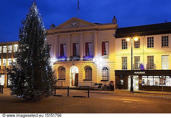 geography / travel  Great Britain  England  Ripon  Christmas Tree at the Town Hall Ripon
