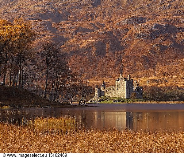 geography / travel  Great Britain  Scotland  Kilchurn Castle and Loch Awe  near Dalmally  Argyll and Bute
