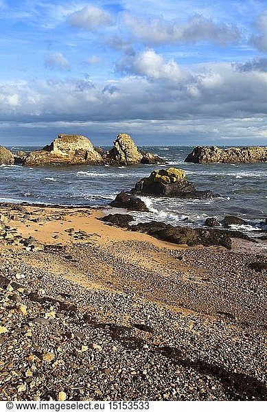 geography / travel  Great Britain  Scotland  St Monans  Sand and Pebble Beach with Offshore Rocks near St Monans East Neuk of Fife Scotland