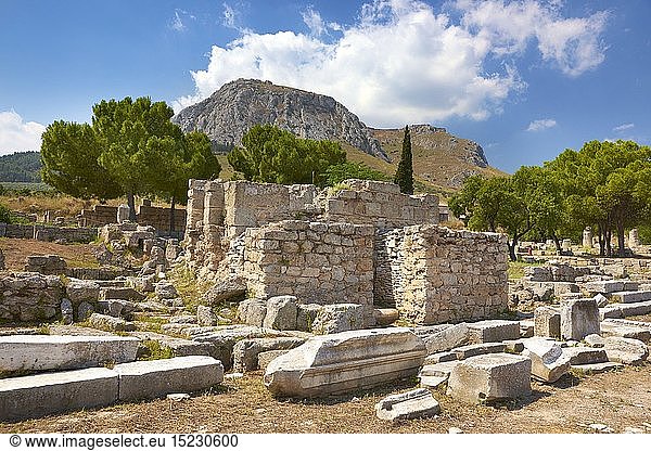 Geography / travel  Greece  Peloponnese  Corinth  archeological site