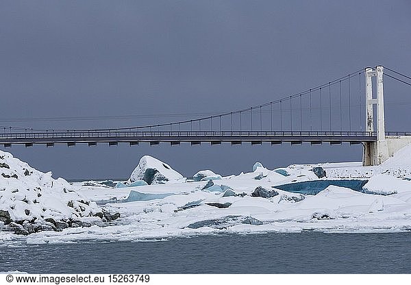 geography / travel  Iceland  Bridge  JÃ¶kulsarlon  Glacier Lagoon  Winter  Austurland