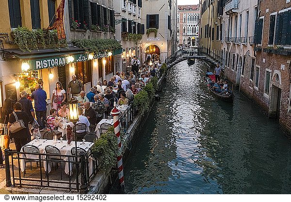 geography / travel  Italy  Venetia  Venice  restaurant  2015