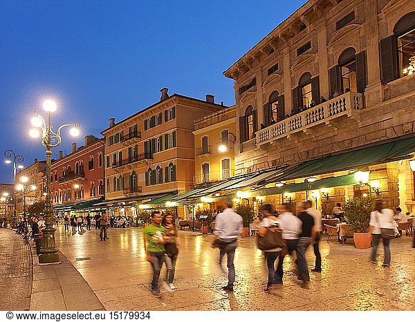 geography / travel  Italy  Veneto  Verona  restaurants on the Piazza Bra