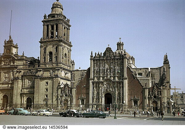 geography / travel  Mexico  Mexico City  churches  cathedral  built: 1573 - 1667  exterior view  1964  historic  historical  Central America  20th century  1960s  church  baroque  architecture  car  cars  CEAM  people