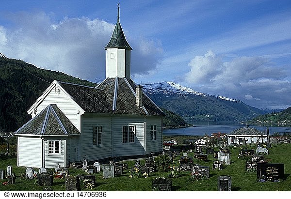 geography / travel  Norway  Loen & Loenvatn  church of Loen