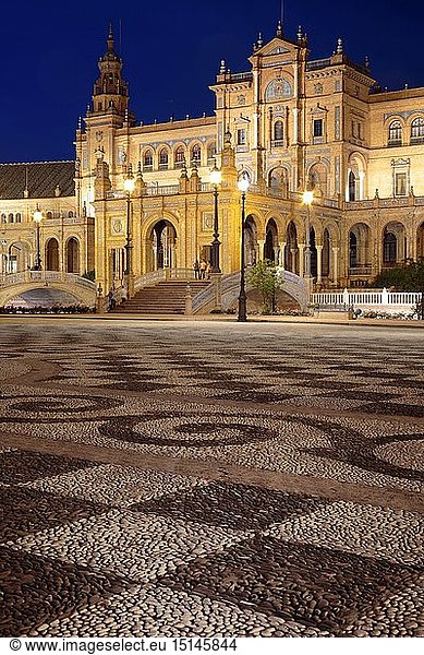 geography / travel  Spain  Plaza de Espana at night  Seville  Andalusia