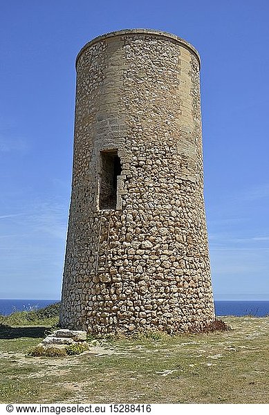 geography / travel  Spain  Torre del Serral del Falcons  falcon tower  Porto Cristo  Majorca  Balearics