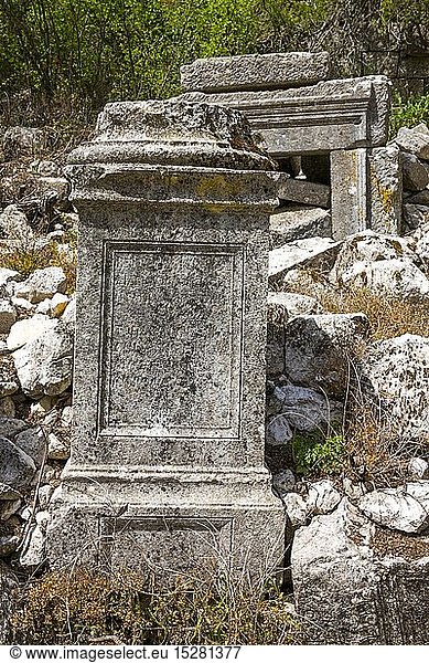 geography / travel  Turkey  Termessos  1st century BC until 2nd century AD  fragments at the colonnade street
