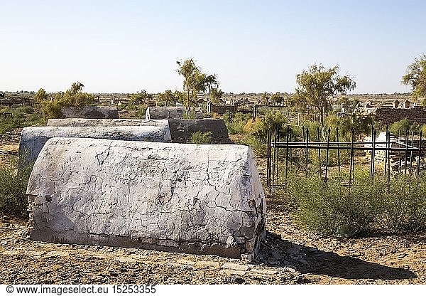 geography / travel  Turkmenistan  Konye-Urgench  graves