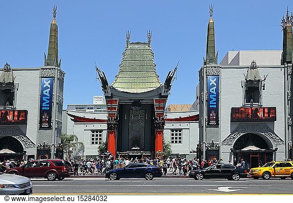 geography / travel  USA  California  Los Angeles  Grauman's Chinese theatre / theater  Hollywood Blvd  Hollywood