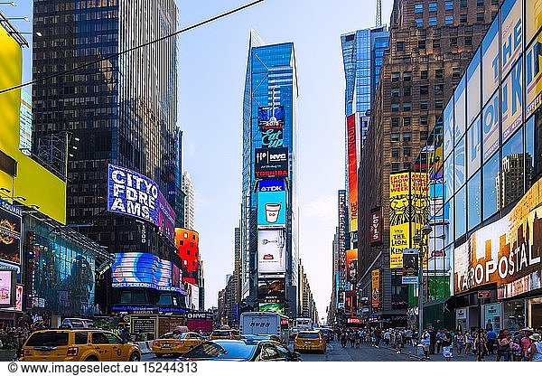 geography / travel  USA  New York  New York City  Manhattan  theatre / theater District  Times Square