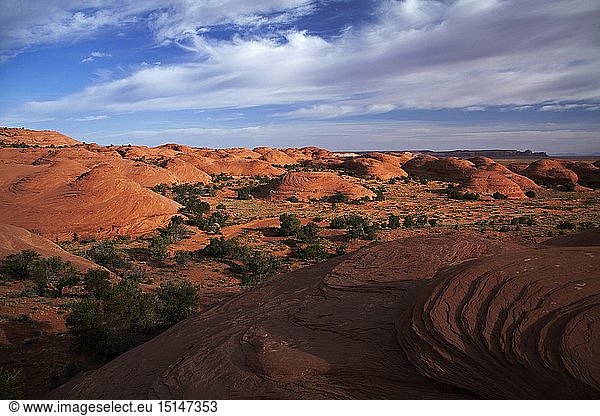 geography / travel  USA  Utah/Arizona border  Navajo Nation  Monument Valley  Mystery Valley  natural  rock  formation