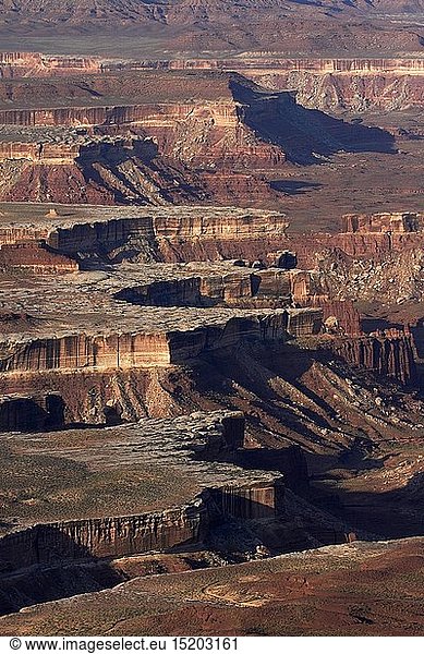 geography / travel  USA  Utah  Canyonlands National Park  Island in the Sky district  White Rim  natural  landscape  canyon  erosion