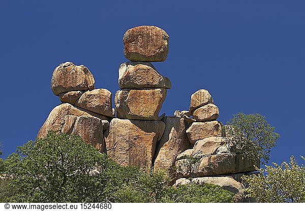 geography / travel  Zimbabwe  Mother and Child rock formation  Matobo National Park  Matobo Hills World Heritage Site  near Bulawayo  natural feature