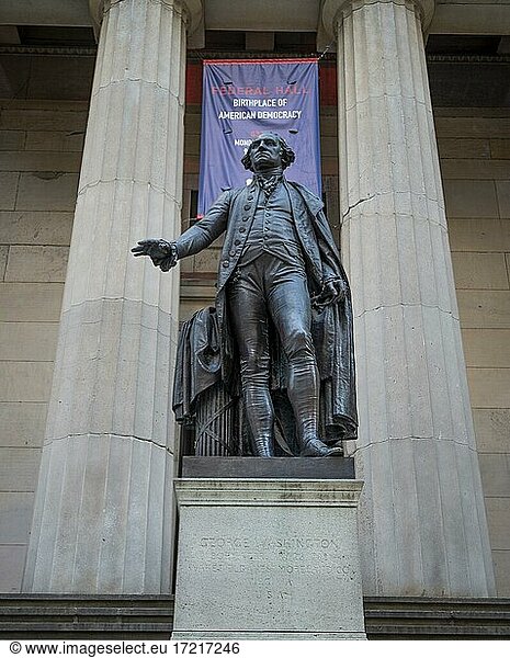 George-Washington-Denkmal vor der Federal Hall in der Wall Street  Financial District  Manhattan  New York City  New York State  USA  Nordamerika