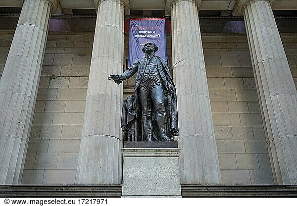 George-Washington-Denkmal vor der Federal Hall in der Wall Street  Financial District  Manhattan  New York City  New York State  USA  Nordamerika