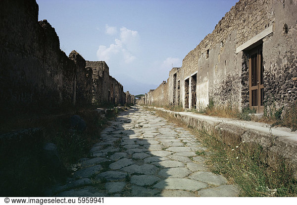 Gepflasterte Straße  Pompeji  UNESCO World Heritage Site  Campania  Italien  Europa