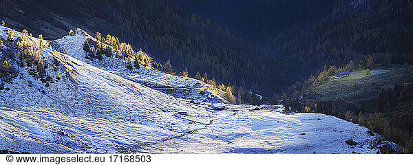Germany  Bavaria  Berchtesgaden National Park. Mountain landscape in winter