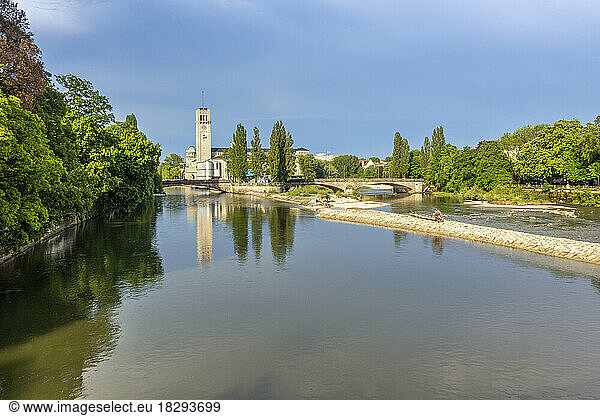 Germany  Bavaria  Munich  River Isar with arch bridge and tower of Deutsches Museum in background