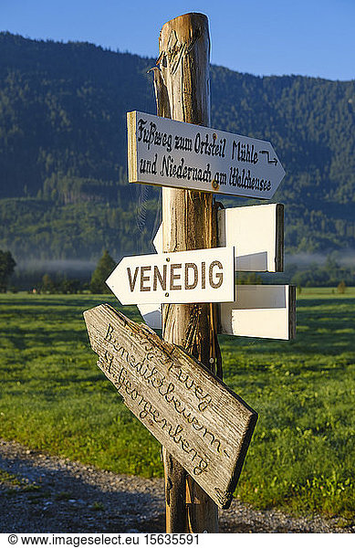 Germany  Bavaria  Upper Bavaria  Isarwinkel  Jachenau  signpost for hiking trails