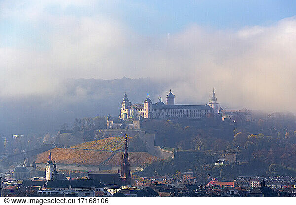 Germany  Bavaria  Wurzburg  Marienberg Fortress shrouded in fog