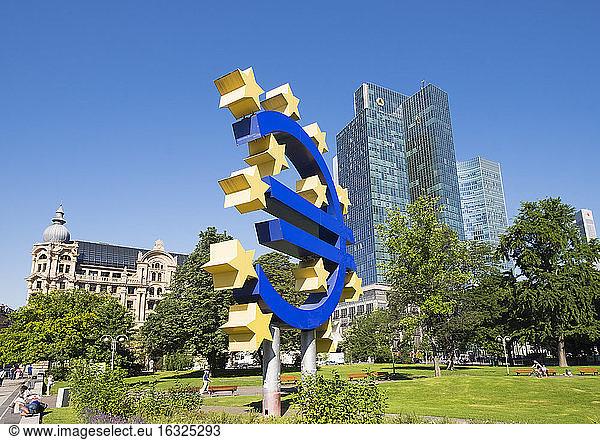 Germany  Frankfurt  Euro sculpture  Fuerstenhof and Gallileo Tower