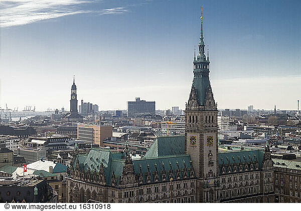 Germany  Hamburg  Cityscape from St. Petri church with town hall