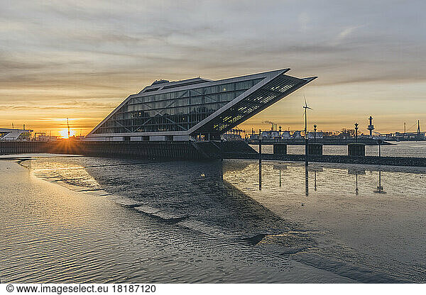 Germany  Hamburg  Elbe river and Dockland ferry terminal at sunrise