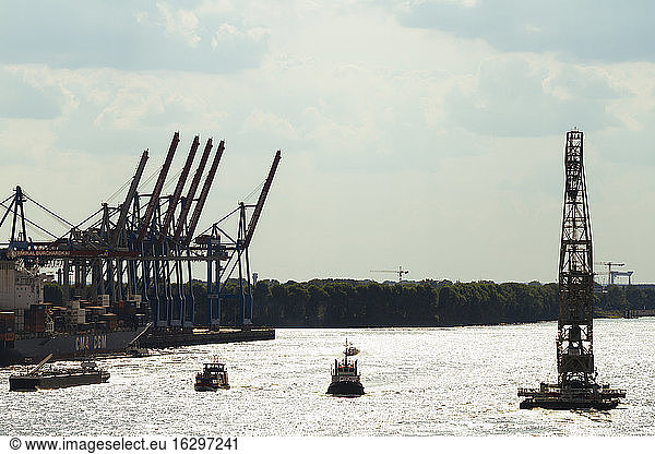 Germany  Hamurg  pontoon crane on River Elbe