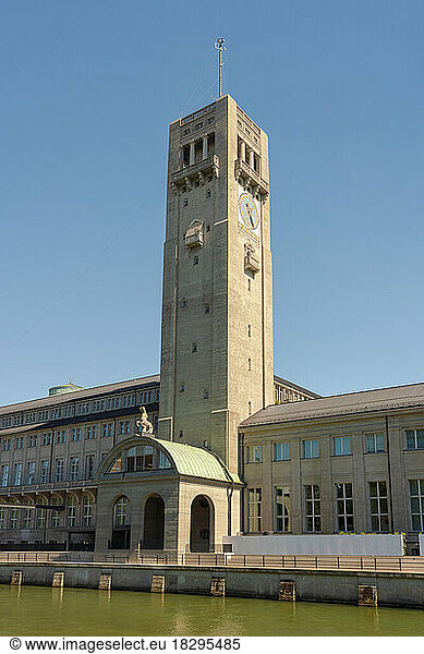 Germany  Munich  Facade of Deutsches Museum