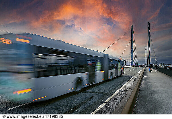 Germany  Nordrhein Westfalen  Dusseldorf  Bus crossing suspension bridge