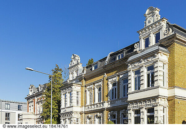 Germany  North Rhine Westphalia  Cologne  Row of historic Wilhelminian apartments in Lindenthal
