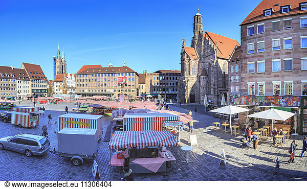 Germany  Nuremberg  view to main market with market stalls
