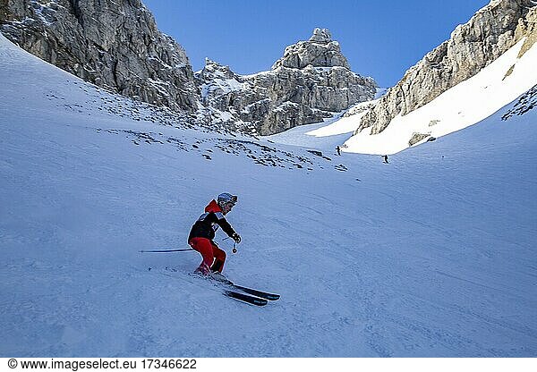 Germany's longest ski run through the unprepared Dammkar Mittenwald Upper Bavaria Germany Europe