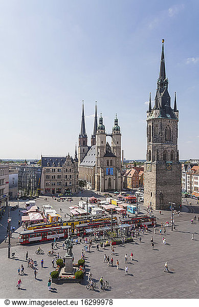 Germany  Saxony-Anhalt  Hallle  Market Square with Red Tower  Haendel Memorial and Market Church