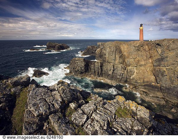 Gesäß  Po  Europa  Großbritannien  Steilküste  Leuchtturm  Schottland