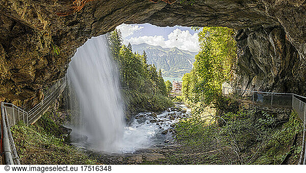 Giesbach waterfalls in long expo