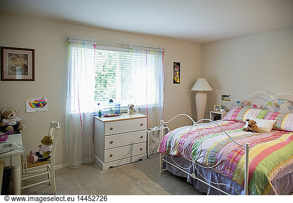 Girl's Bedroom
