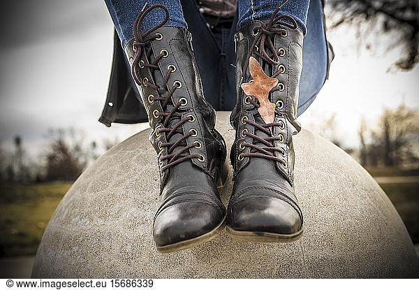 girl  teenager  boots