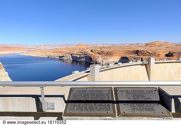 Glen Canyon Dam site  the construction of which created the famous Lake Powell  near Page  Arizona / Utah  USA