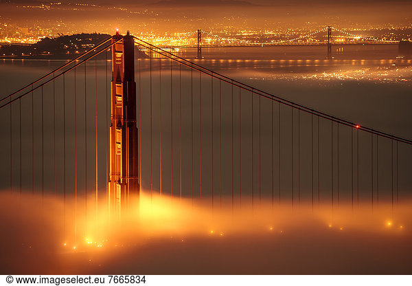 Golden Gate Bridge  California  USA