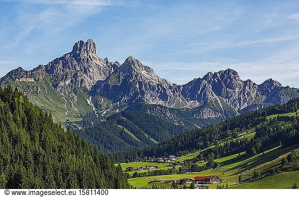Gosaukamm with mountain peak Bischofsmütze  Filzmoos  Pongau  Province of Salzburg  Austria  Europe